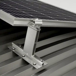 sistema di fissaggio per impianti fotovoltaici per tetto piano