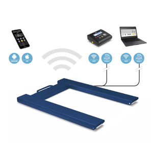 pesapallet con monitor separato