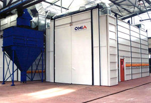 cabina di granigliatura a getto libero