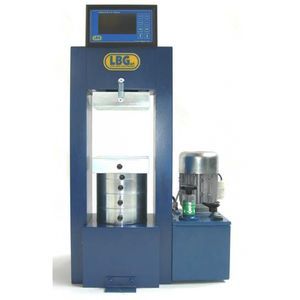 macchina per prova di compressione