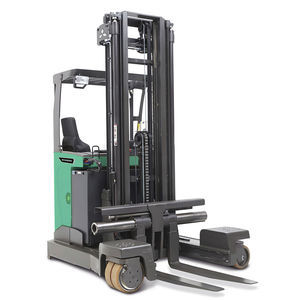 carrello elevatore retrattile elettrico