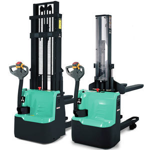 accatastatore elettrico