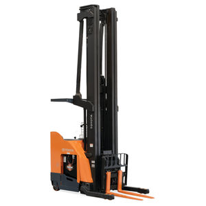 carrello elevatore retrattile elettrico