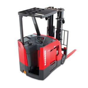 carrello elevatore elettrico / con conducente in piedi / per movimentazione / controbilanciato