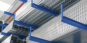 scaffalatura per magazzino di stoccaggio