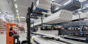 scaffalatura per magazzino di stoccaggio
