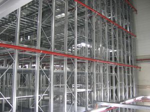 scaffalatura per magazzino di stoccaggio 1