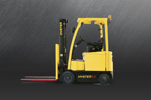 carrello elevatore 4 ruote