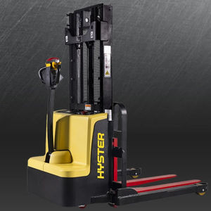 accatastatore elettrico