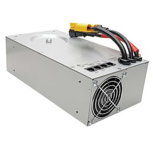 caricabatteria/inverter tutto in uno