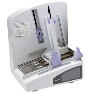 accatastatore per etichette 1