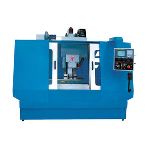 centro di lavoro CNC 3 assi