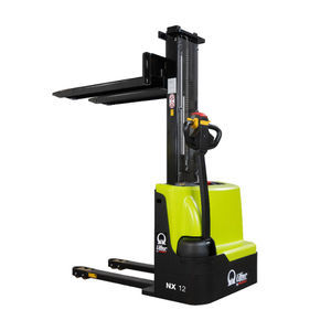 accatastatore elettrico 1