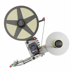 applicatore di etichette automatico 1