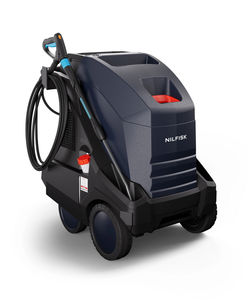 idropulitrice ad acqua calda 1