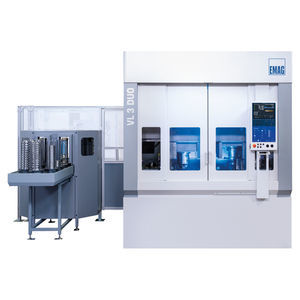 centro di tornitura CNC