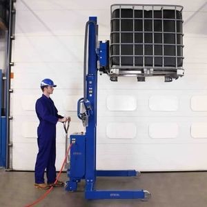 accatastatore a batteria