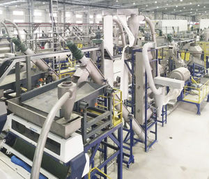 impianto di riciclaggio per materie plastiche