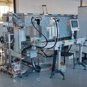linea di riempimento per prodotti cosmetici