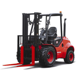 carrello elevatore fuoristrada