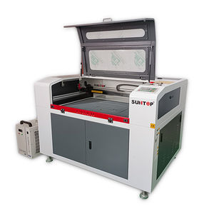 macchina da taglio laser CO2