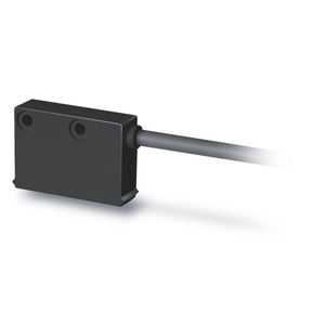 sensore di prossimità magnetico / rettangolare / IP67 / digitale