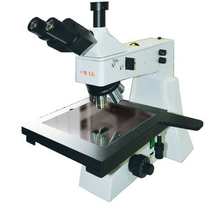 microscopio per analisi