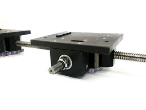 supporto con dado per viti trapezoidali