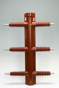 isolatore elettrico