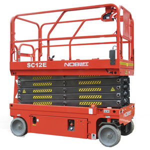 piattaforma elevatrice a forbice mobile