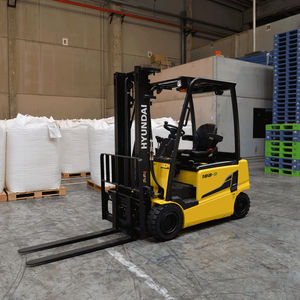 carrello elevatore elettrico