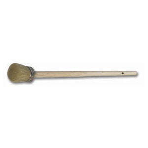pennello con manico in legno