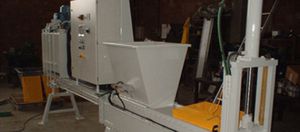 pressa imballatrice per plastica