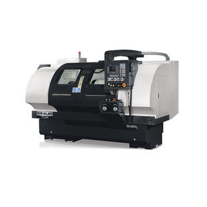 macchina di tornitura CNC