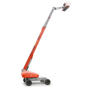 piattaforma articolata semovente