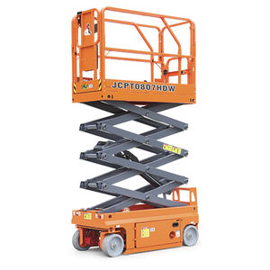 piattaforma elevatrice a forbice semovente