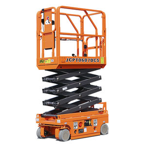 piattaforma elevatrice a forbice semovente