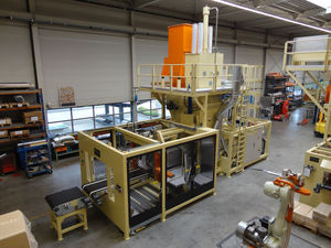 pressa imballatrice orizzontale / a carico dall'alto / per legno / di trucioli