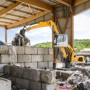 macchina di movimentazione materiali cingolata / elettrica