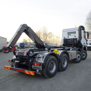 braccio di sollevamento a uncino per camion