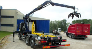 gru montata su camion 1