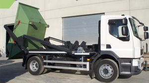 braccio di sollevamento a uncino per camion 1