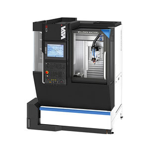 centro di lavoro CNC verticale