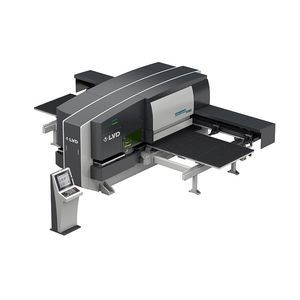 punzonatrice CNC