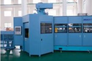 macchina di stampaggio automatica