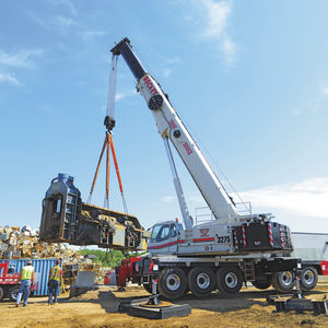 gru montata su camion 1