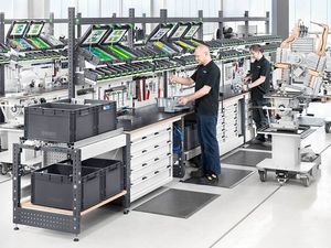 unità di assemblaggio manuale
