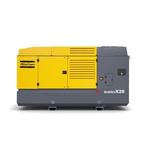 compressore d'aria / portatile / con motore diesel / a vite
