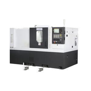 centro di tornitura CNC