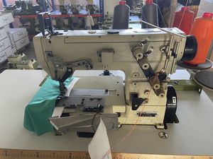 macchina da cucire per colli di camicia